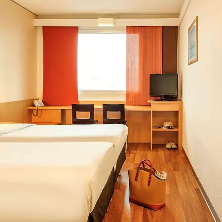 Ibis Wien Messe Exterior photo